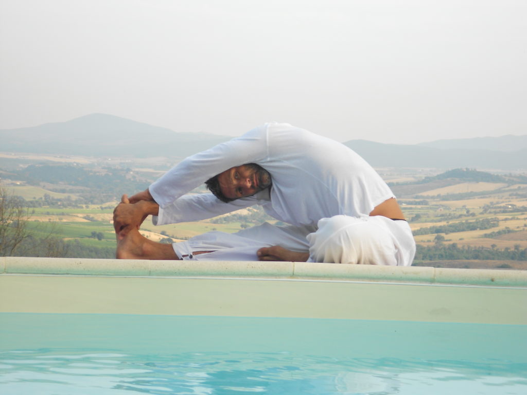 Nicola Zaghi Insegnante di Yoga
